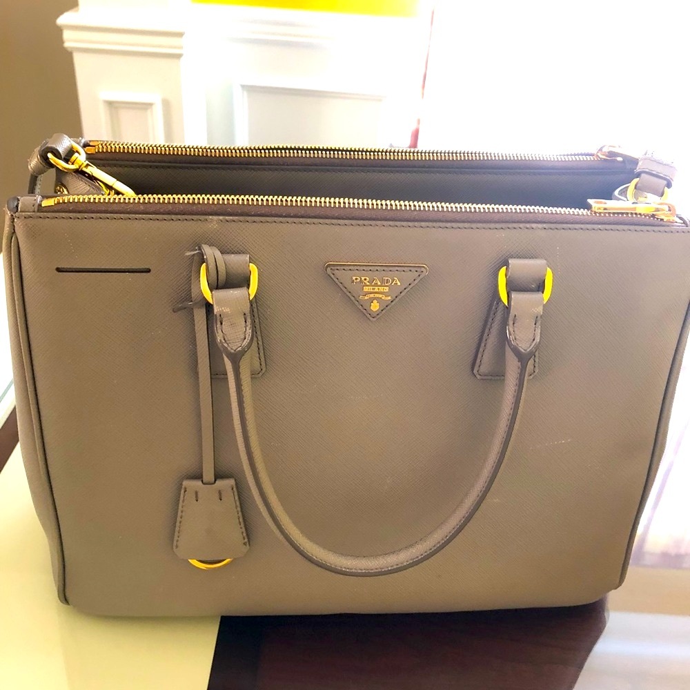 Authentic Prada Argilla Saffiano Double Zipper